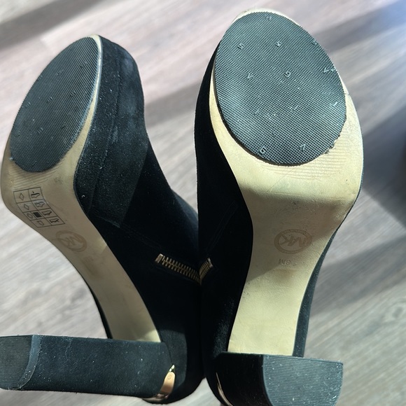 Michael Kors ankle heel boots - Picture 7 of 7